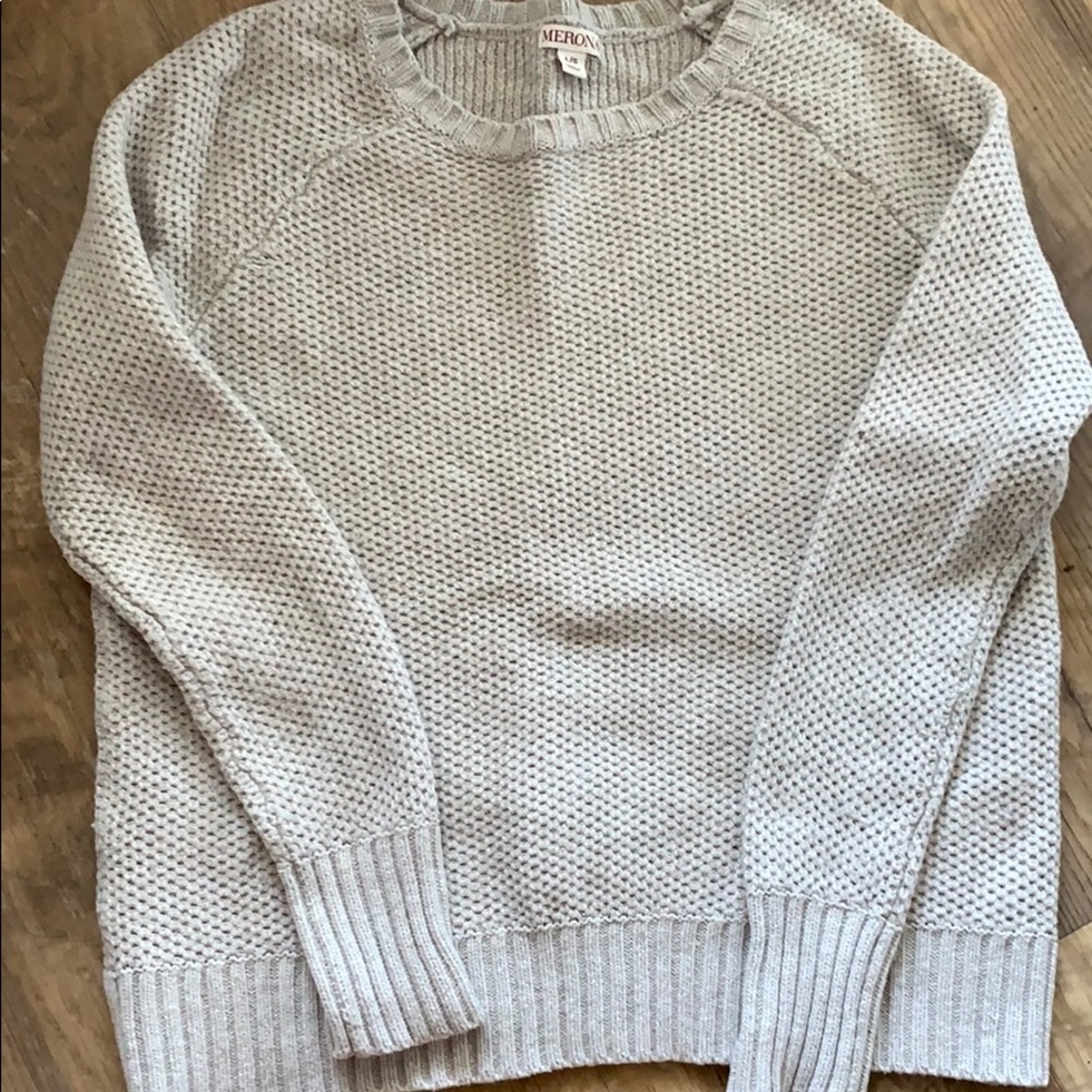 Cream/light gray sweater